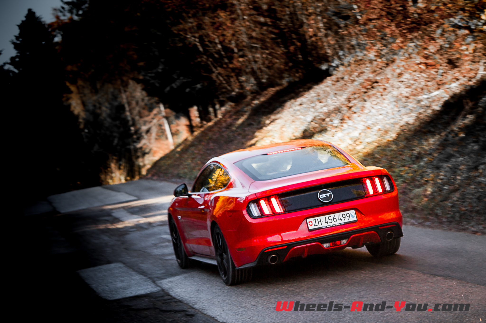 Ford Mustang-12