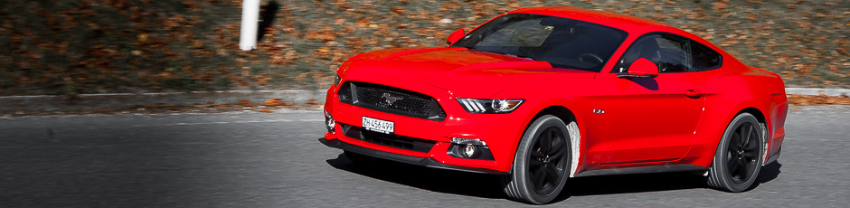 Ford Mustang-banner