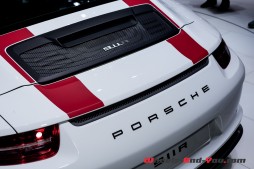 Porsche_911_R-05