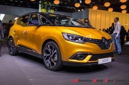 Renault_Scenic-3