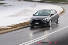 FordFocusST_06