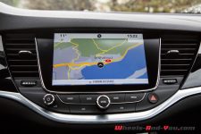 OpelAstraSportsTourer_04