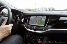 OpelAstraSportsTourer_18