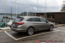 OpelAstraSportsTourer_22