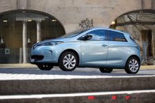 RenaultZOE_R240_04