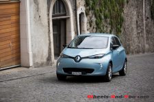 RenaultZOE_R240_09