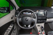 RenaultZOE_R240_20