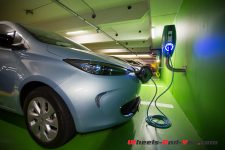 RenaultZOE_R240_27