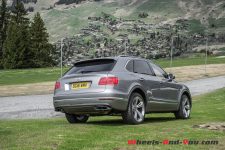 Bentley_Bentayga-27