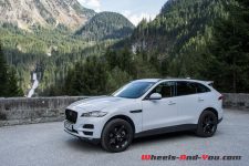 JaguarFPace_02