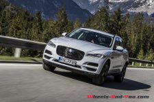 JaguarFPace_16