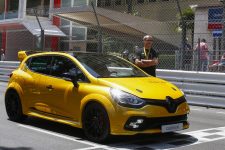 REVELATION DE CLIO R.S. 16 A MONACO