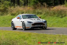 AMV12_Vantage_S_Manu-23