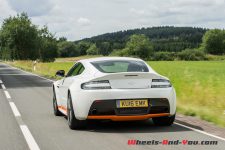 AMV12_Vantage_S_Manu-38