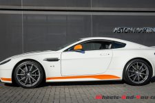 AMV12_Vantage_S_Manu-4