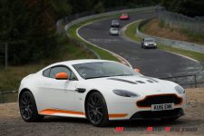 AMV12_Vantage_S_Manu-41