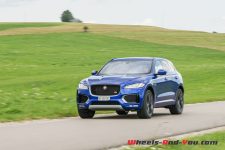 jaguar_f-pace-30