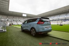 renault_scenic_2016-11