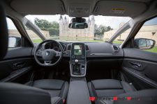 renault_scenic_2016-15
