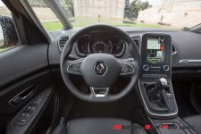 renault_scenic_2016-16
