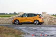 renault_scenic_2016-22