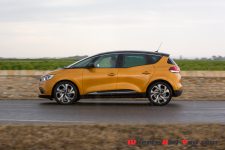 renault_scenic_2016-24