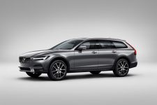 New Volvo V90 Cross Country Studio