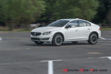 Volvo_s60-2