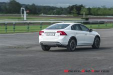 Volvo_s60-4