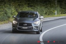 infiniti_q30-16