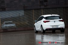 opel_astra-07