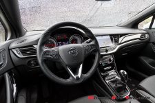 opel_astra-23