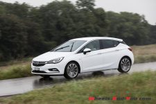 opel_astra-27
