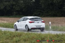 opel_astra-36