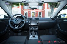 skoda-superb-23