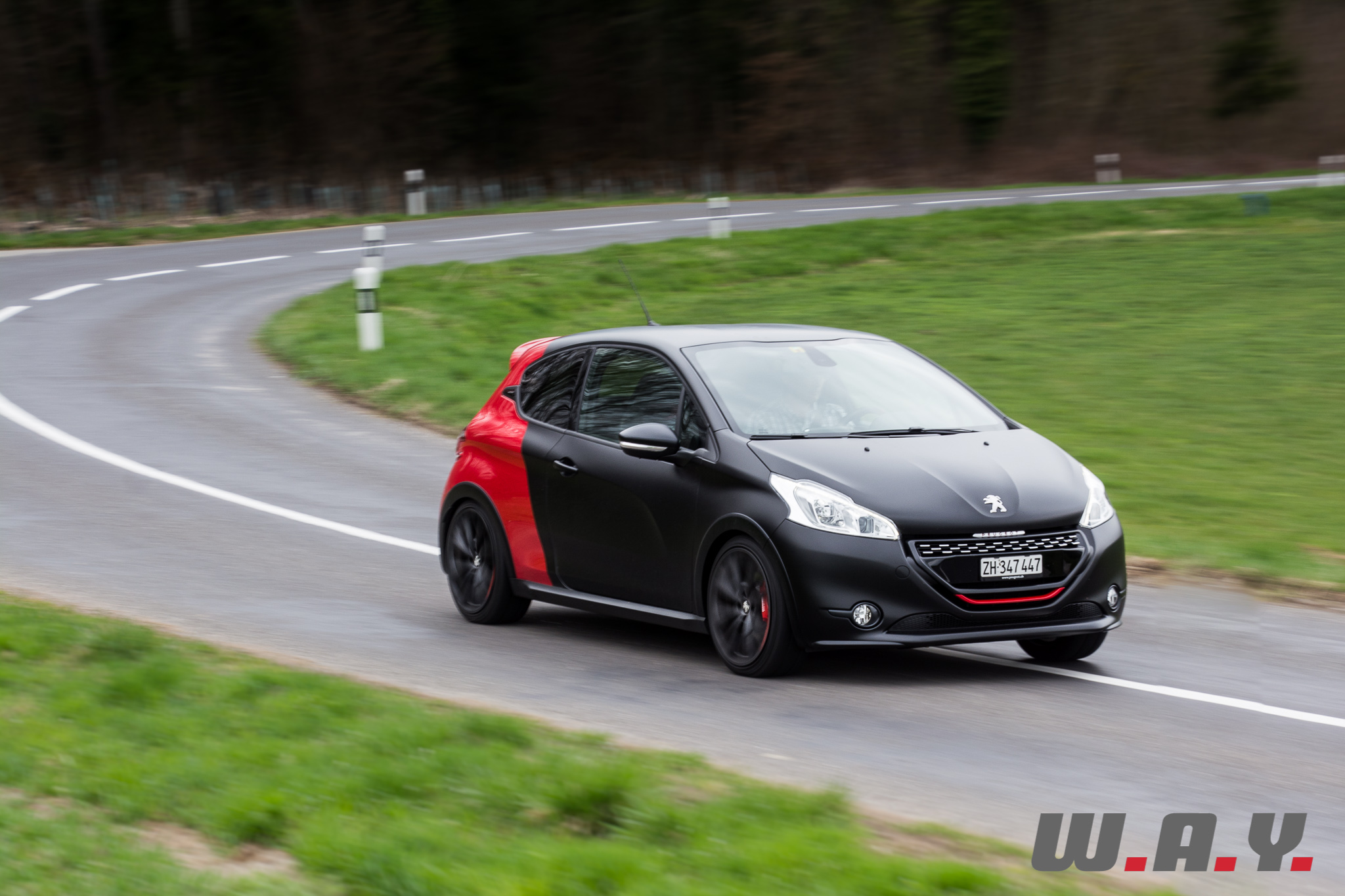 208GTI30th-35