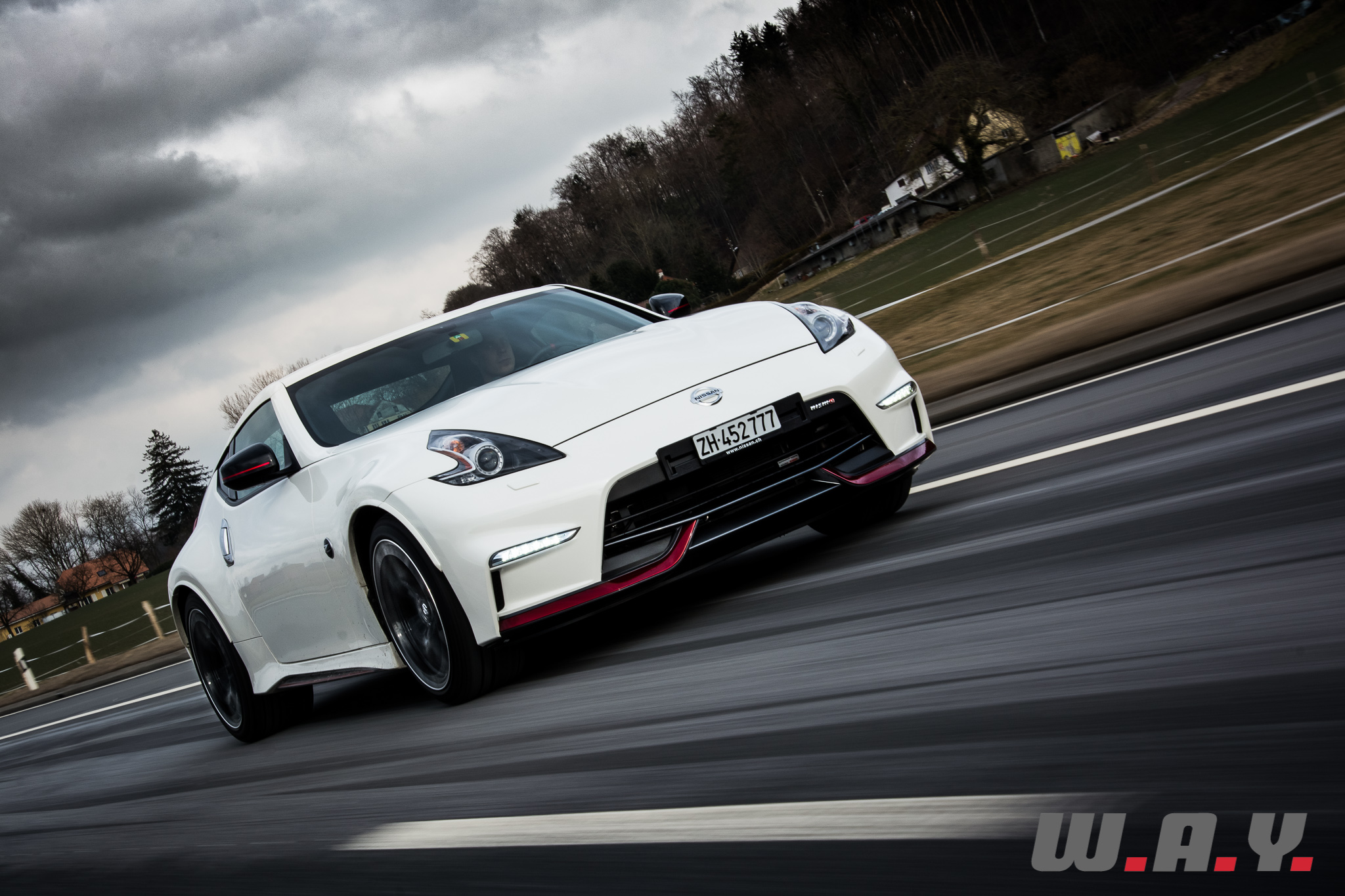 370Z-Nismo-10
