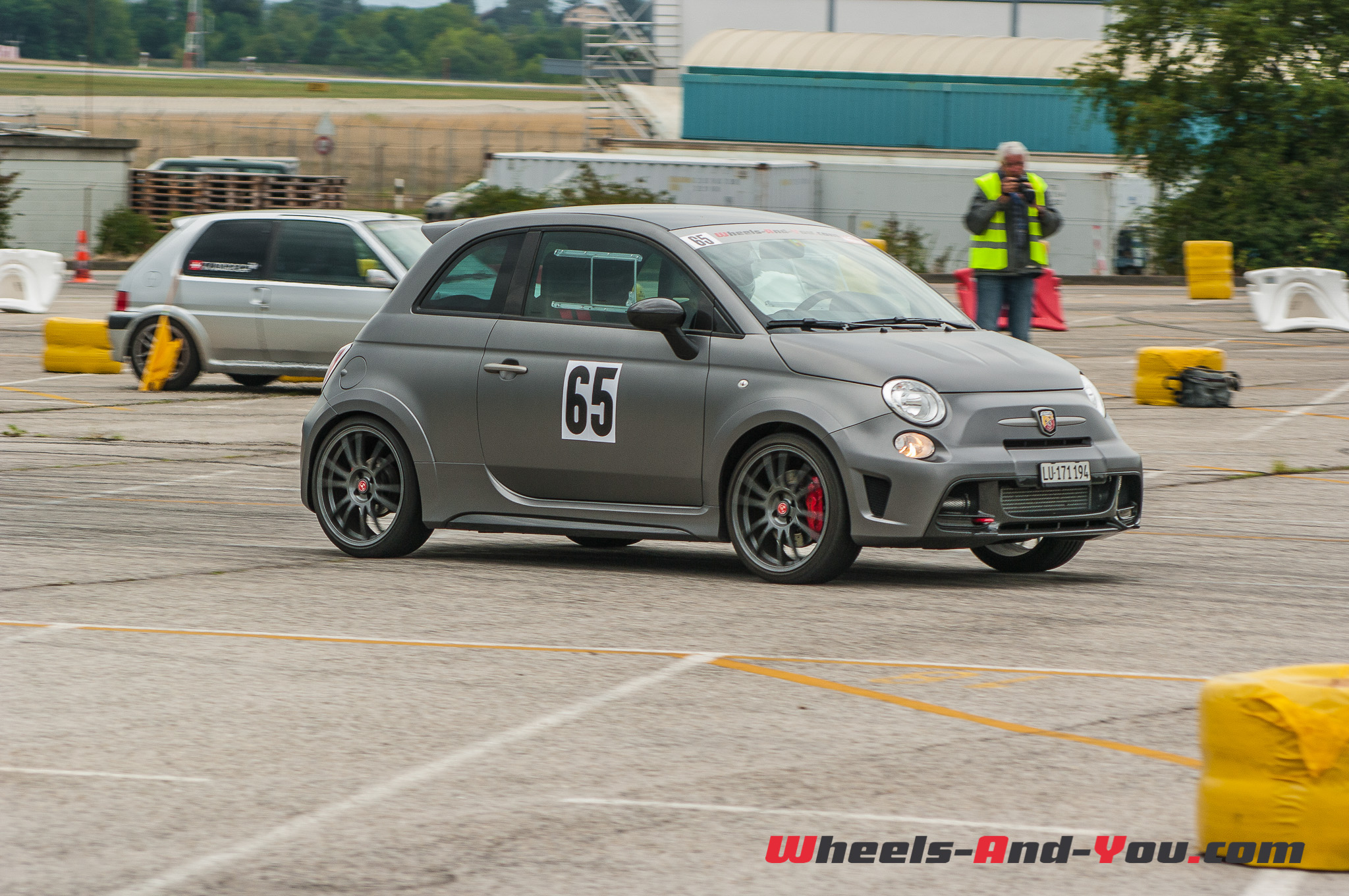 Abarth695Biposto 42