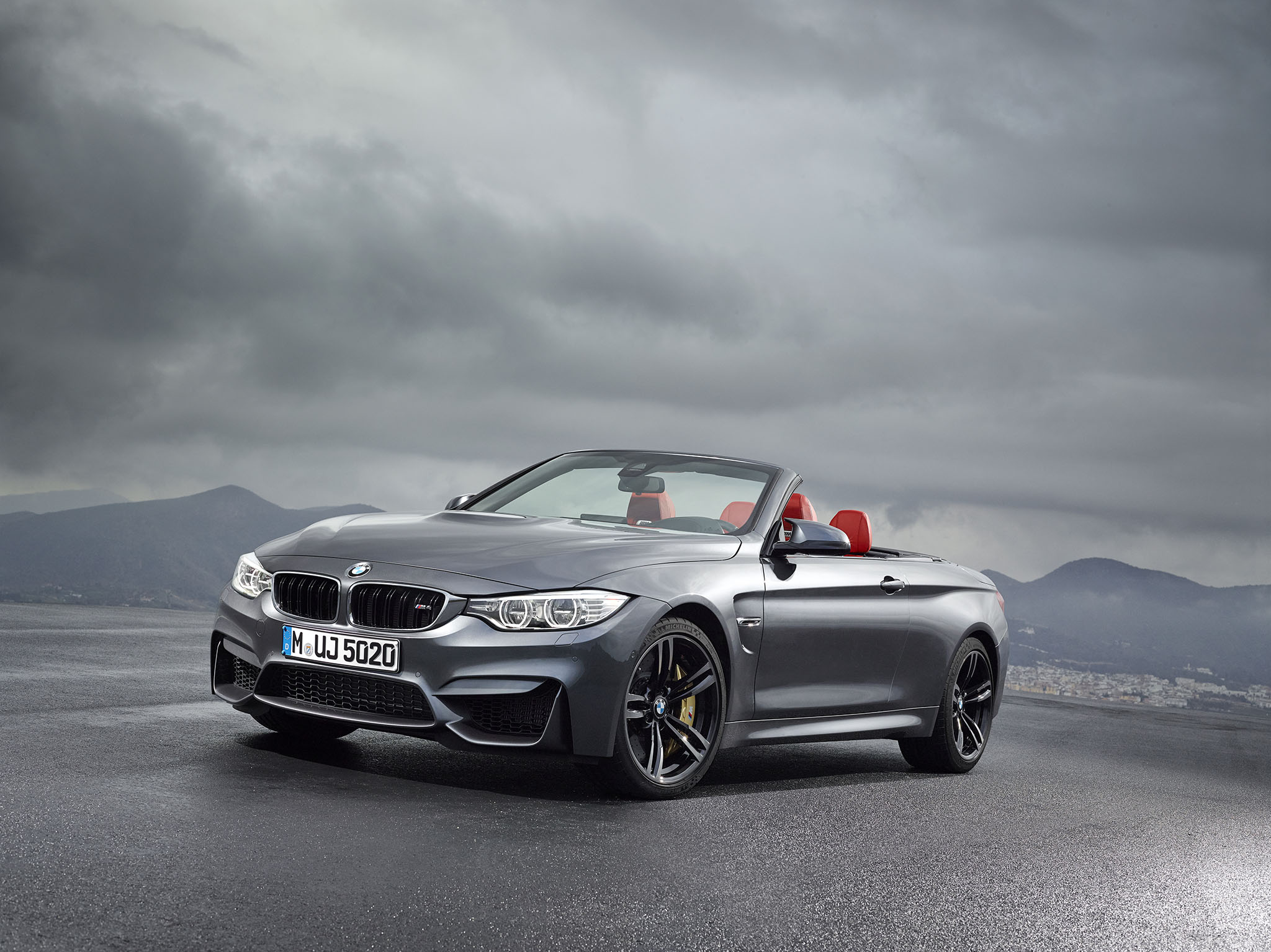 BMWM4Cabrio 01