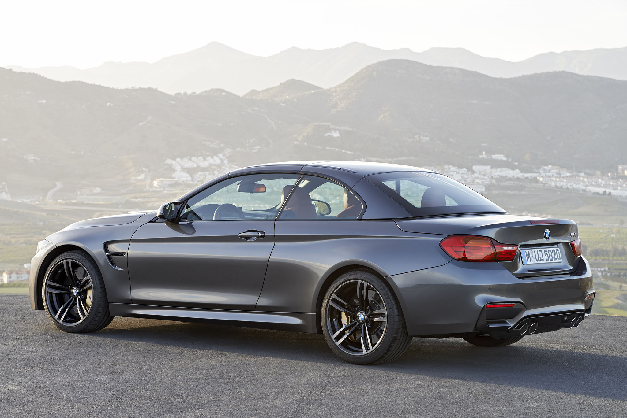 BMWM4Cabrio 11