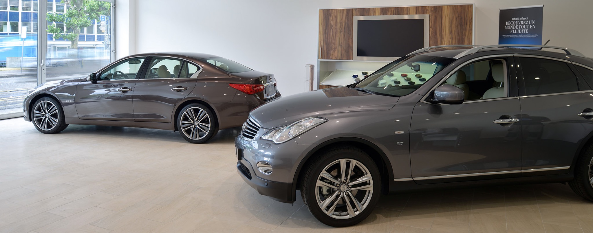 CentreInfiniti 04