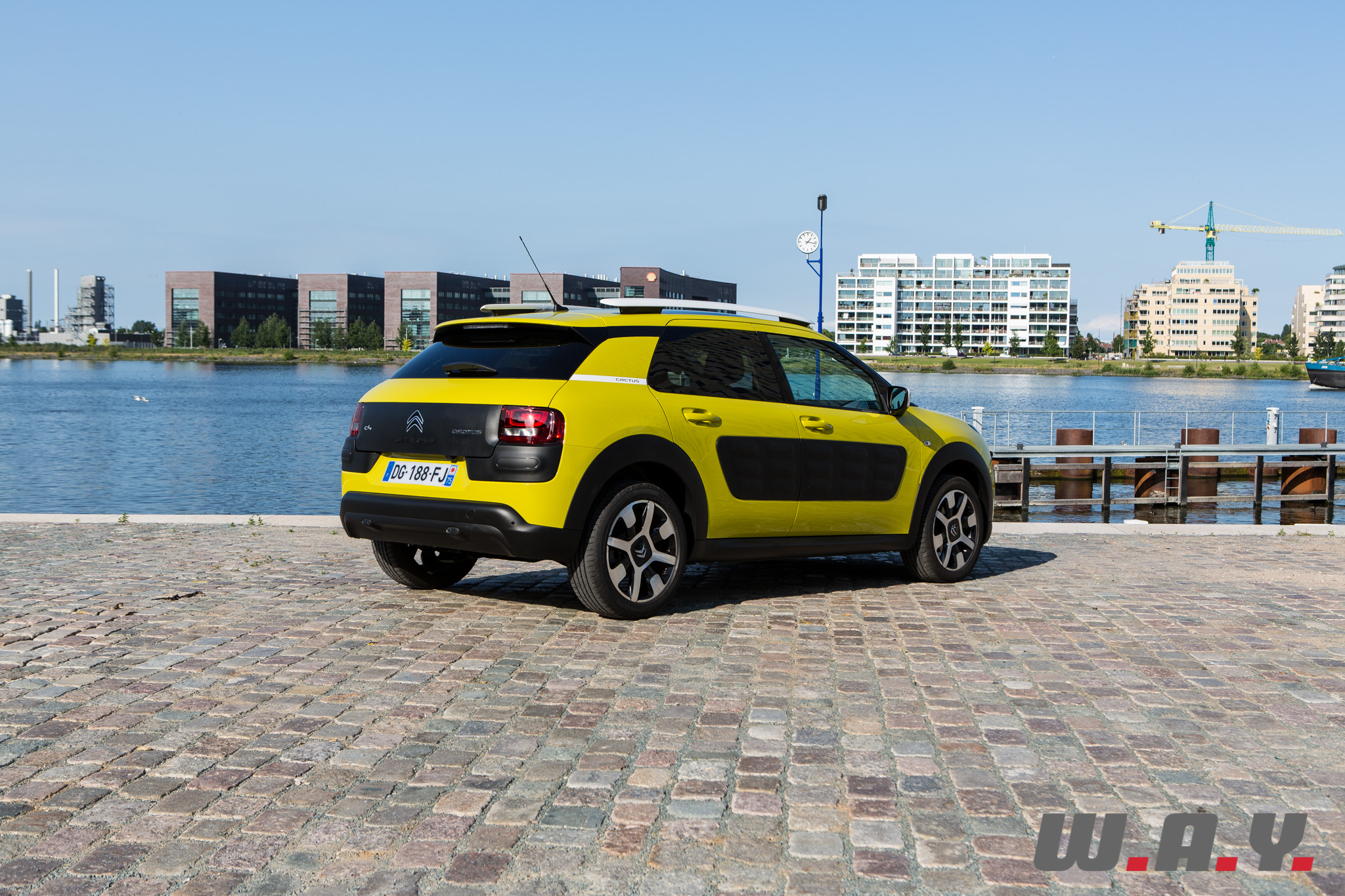 CitroenC4Cactus-18