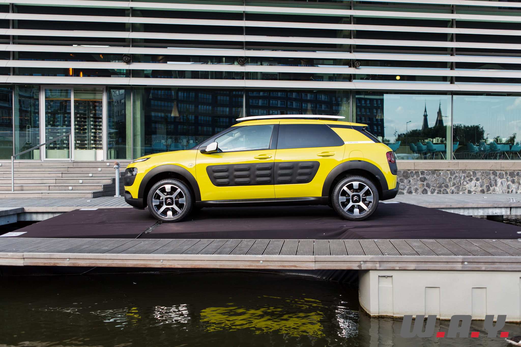 CitroenC4Cactus-4