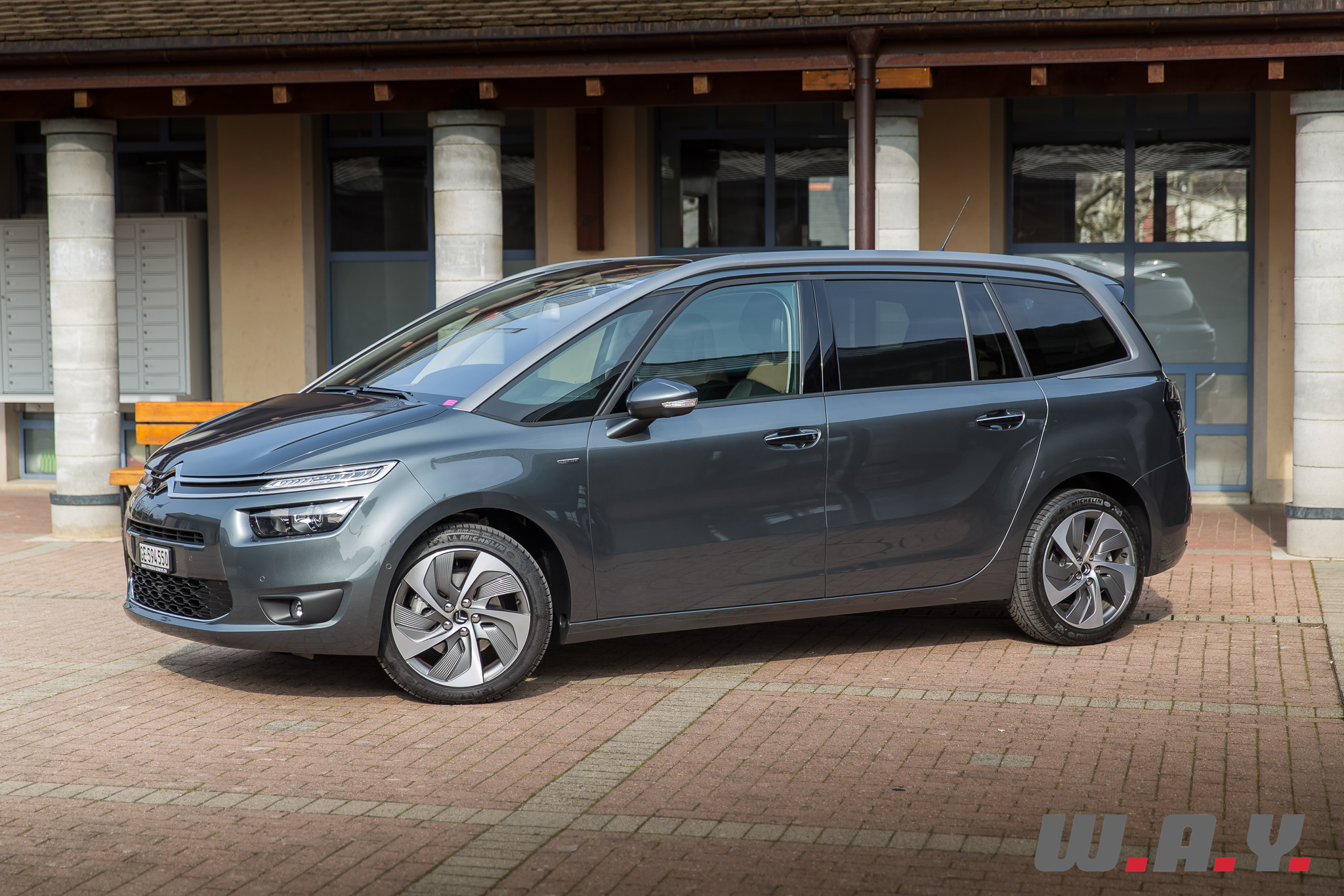 CitroenC4GrandPicasso-4