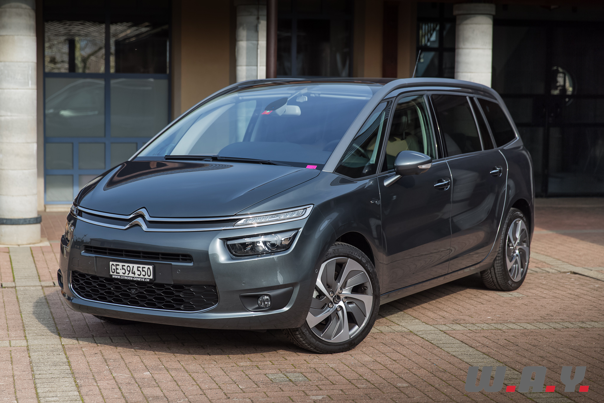 CitroenC4GrandPicasso-5