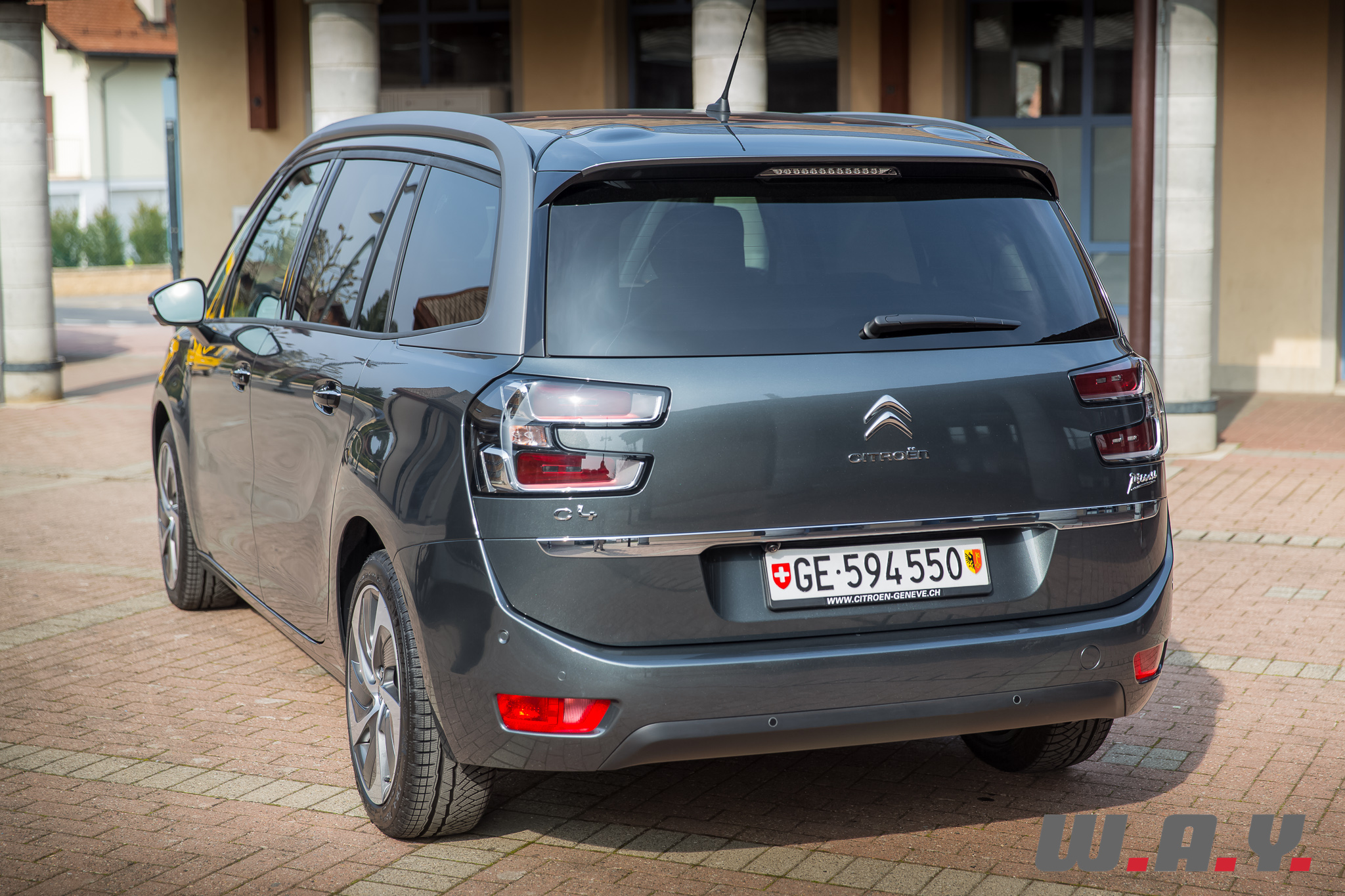 CitroenC4GrandPicasso-6