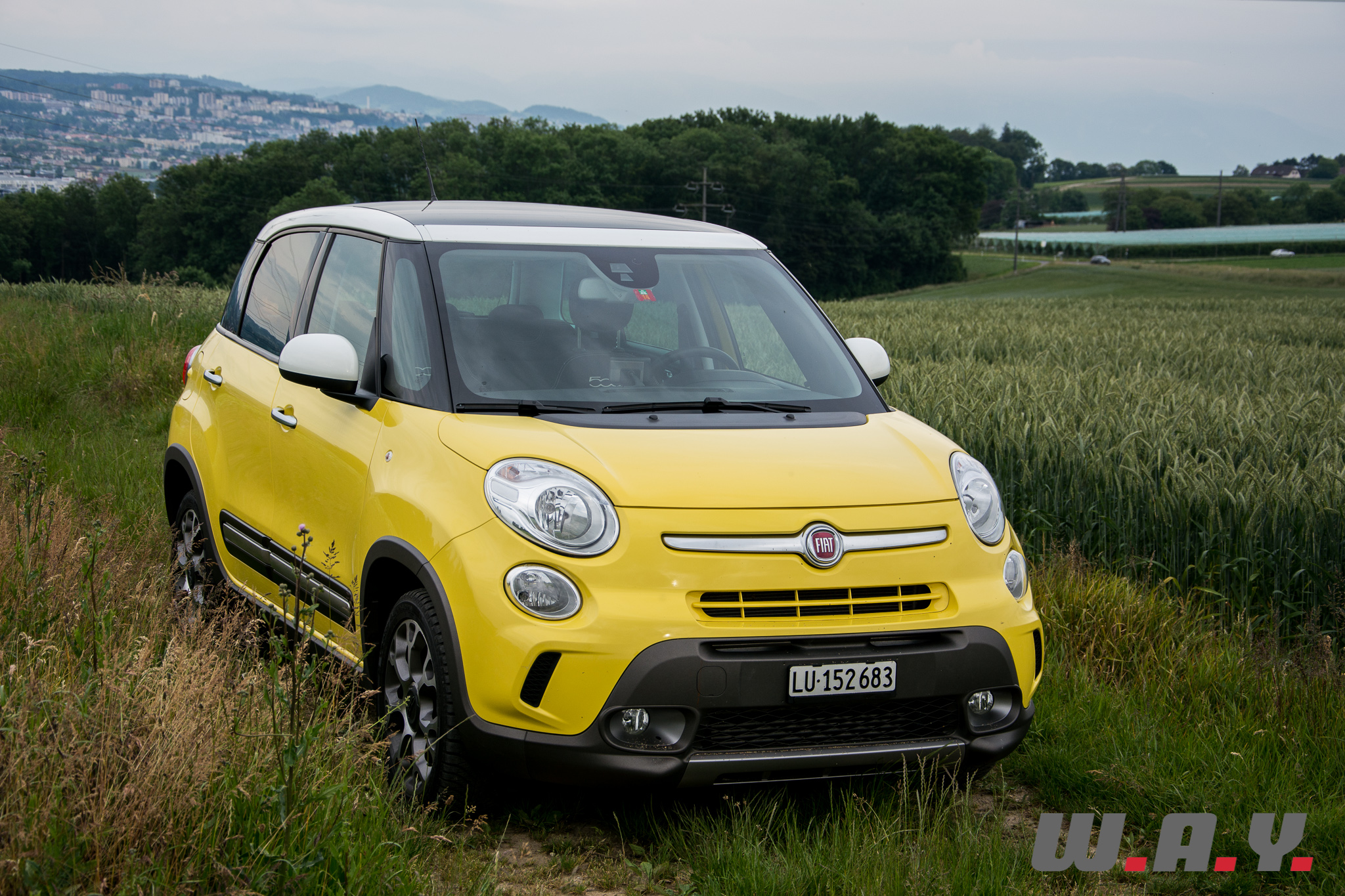 Fiat500LTrekking-13
