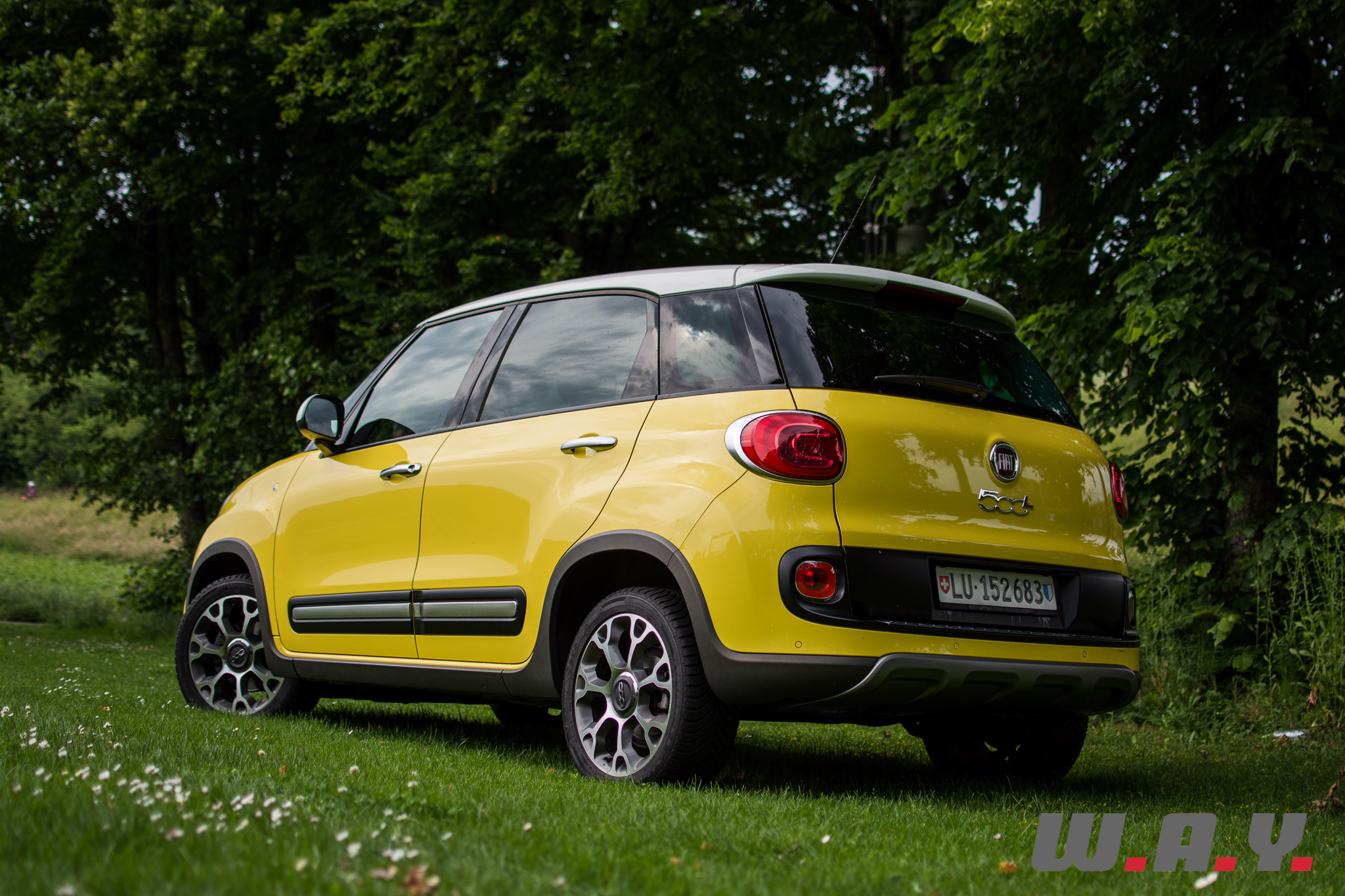 Fiat500LTrekking-3