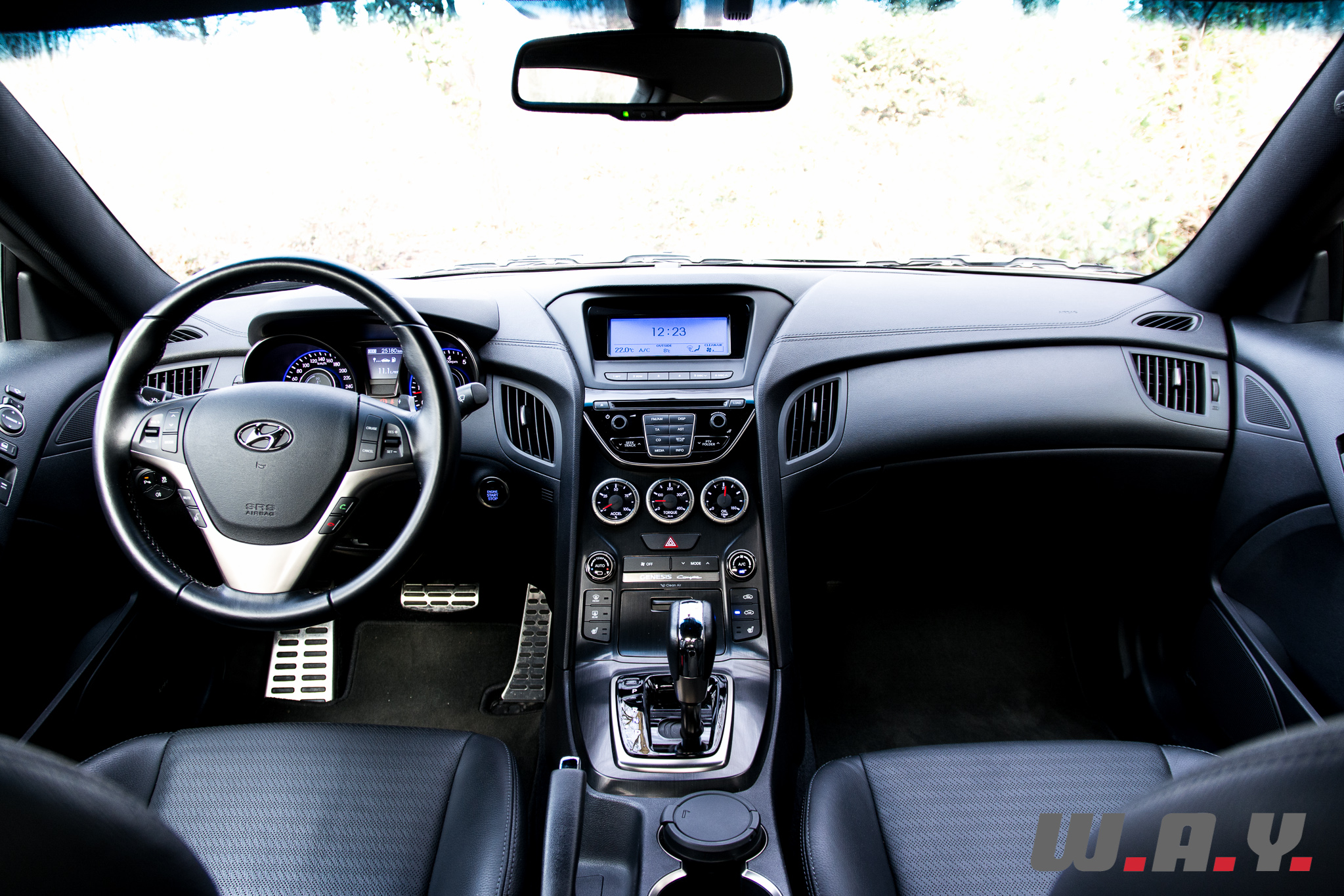 HyundaiGenesis-Coupe-1