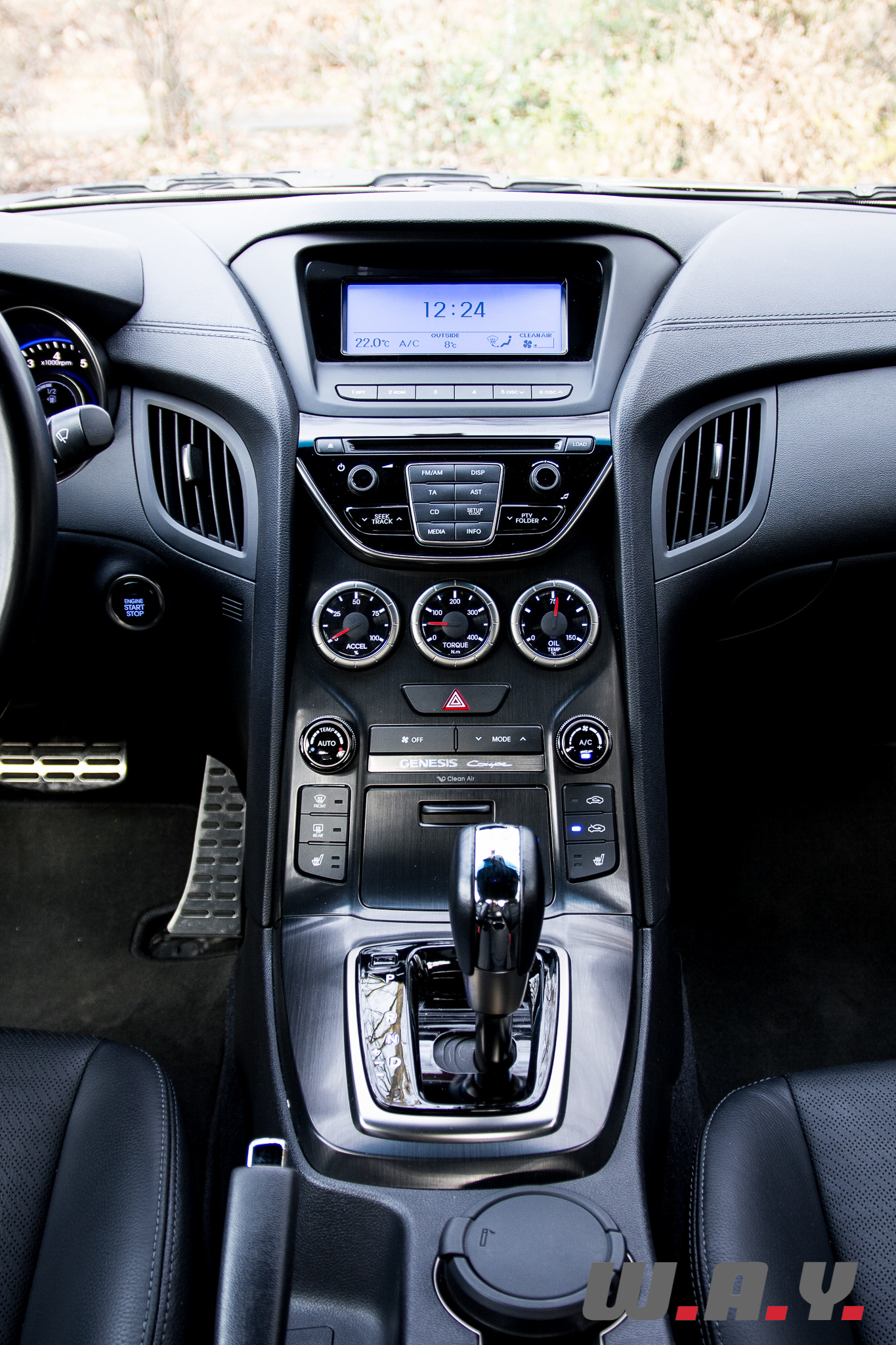 HyundaiGenesis-Coupe-1